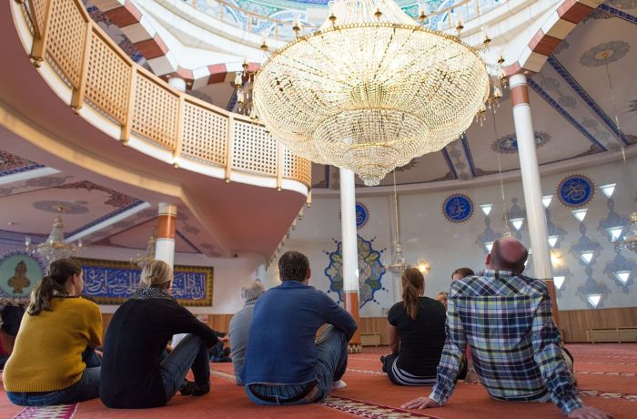 Tag der Offenen Moschee: Muslime öffnen Moscheen für Besucher