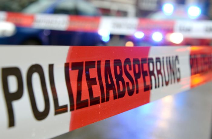 Unfall bei  Weinstadt: Motorradfahrer prallt frontal mit Audi zusammen