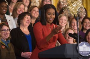 Michelle Obama steht plötzlich vor verblüfften Fans