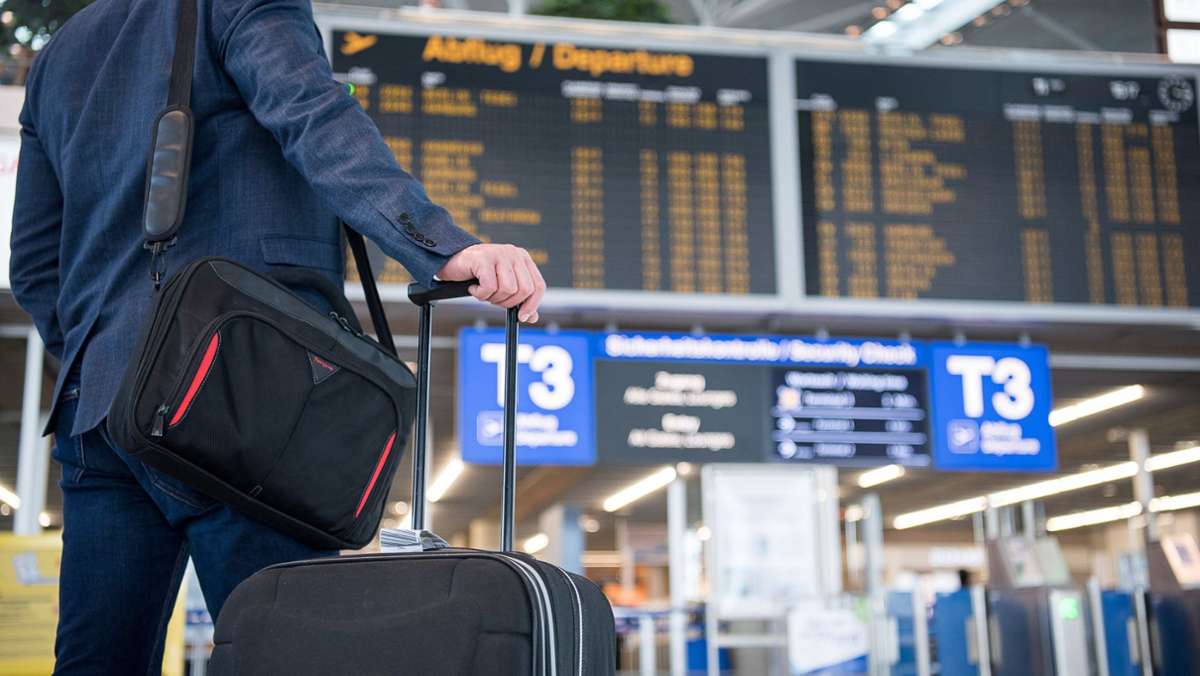  Die aktuelle Lage der Pandemie ermöglicht Flugreisen ins Ausland. Doch was gibt es beim Verreisen ins Ausland zu beachten? Einreiseanmeldung, 3G und Quarantäne: Die wichtigen Regeln hier im Überblick. 