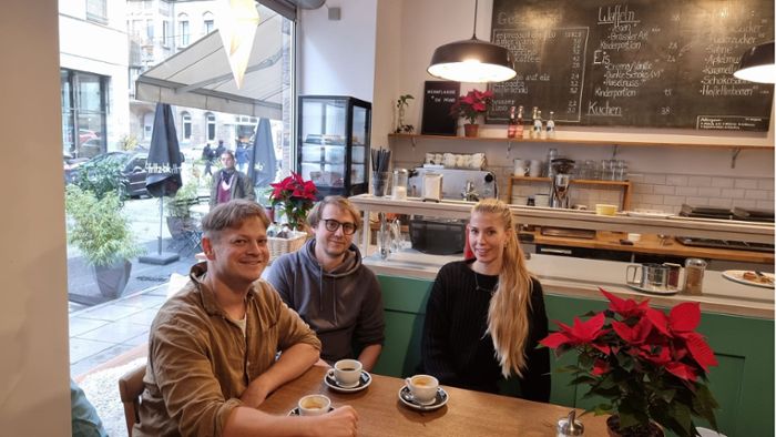 Eiswerkstatt eröffnet Wintercafé: Zwischen Waffeln, Weihnachtsshop und Wärmflaschen