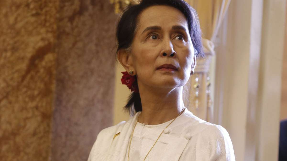  Aung San Suu Ky sitzt seit dem Militärputsch von Anfang Februar in Myanmar im Hausarrest. Die Junta wirft ihr zahlreiche Vergehen vor. Jetzt fielen die ersten Urteile. 