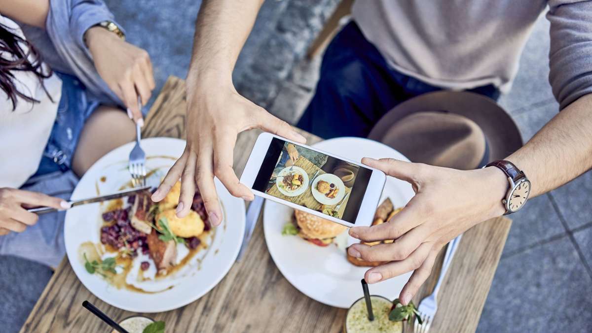  Neben schönen Urlaubsfotos und nackter Haut regiert auf Instagram fotografiertes Essen. Eine Studie listet nun die am häufigsten geteilten Gerichte auf und lässt Schwabenherzen höher schlagen. 