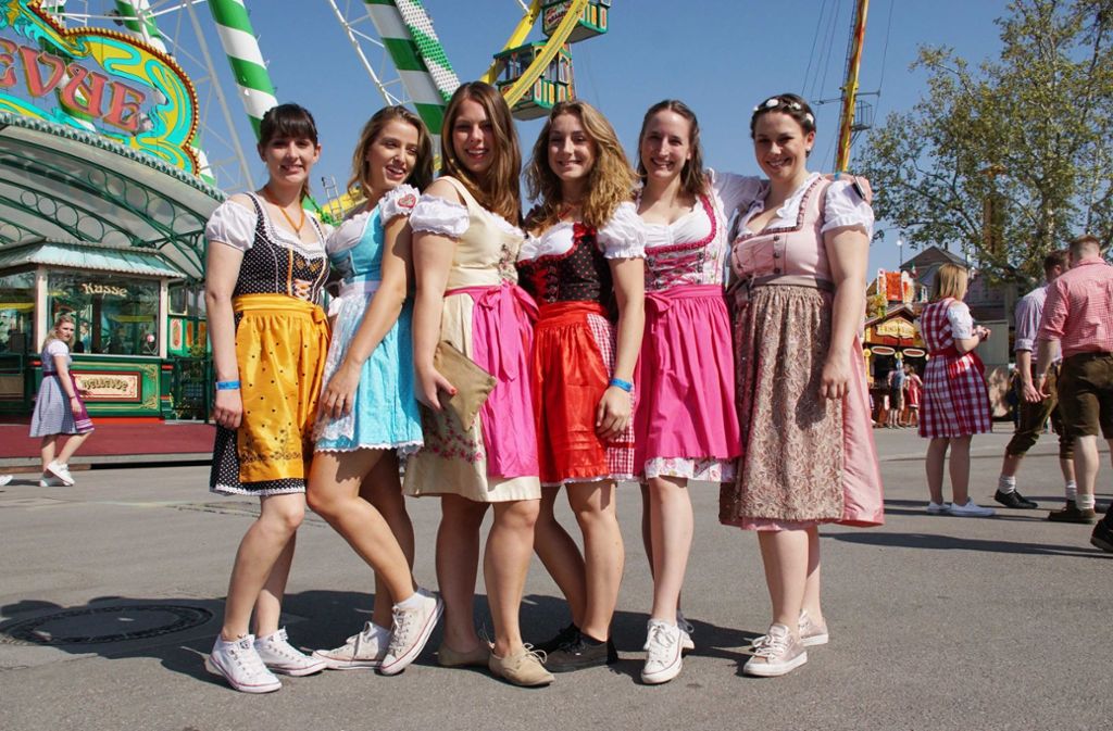 Bevor die Festzelte auf dem Stuttgarter Frühlingsfest am Samstagvormittag öffneten,...