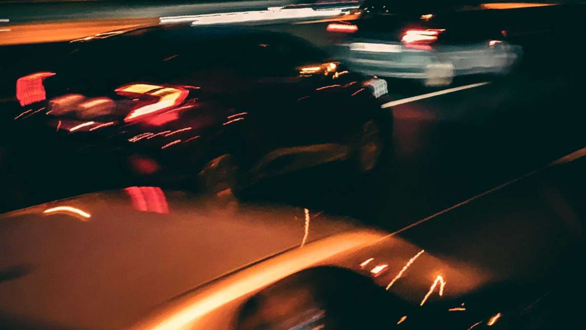 Mit hohem Tempo  durch Leonberg: 23-jähriger M2-Fahrer liefert sich Verfolgungsjagd mit der Polizei