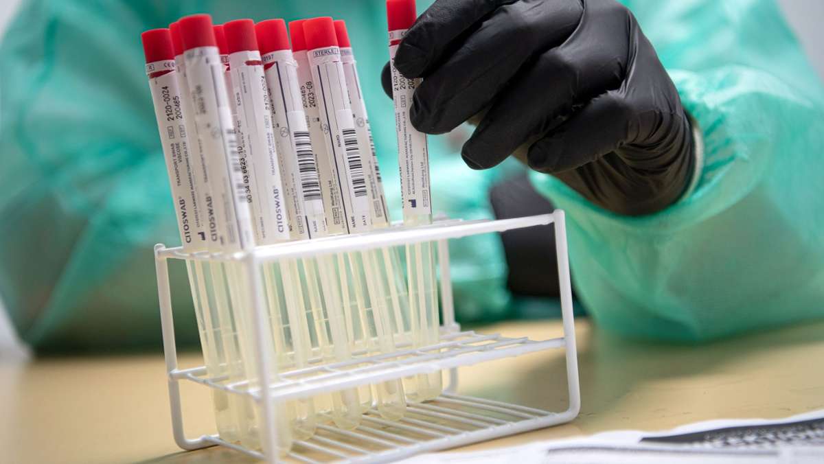 Coronavirus in Baden-Württemberg: Zahl der Omikron-Fälle steigt binnen einer Woche auf das Sechsfache