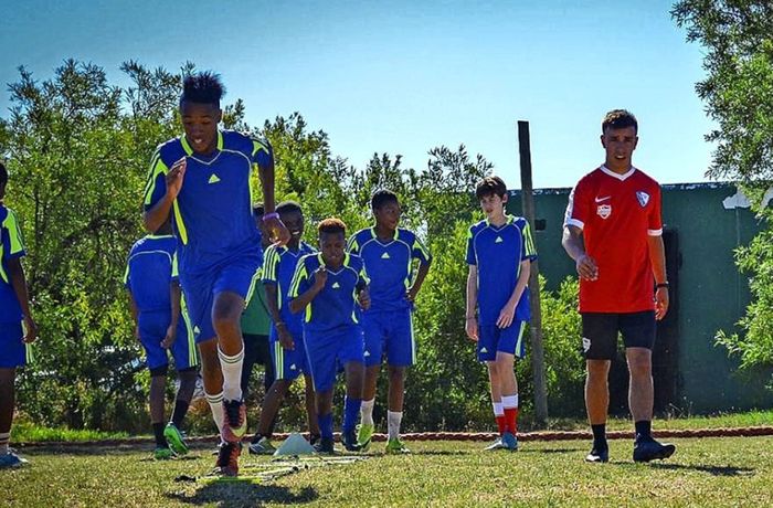 Fußball: Von Rutesheim nach Südafrika: Wo ein Ball Kinderaugen zum Leuchten bringt