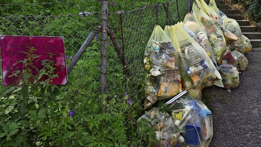 Gelbe Säcke in Stuttgart-Süd: Stadt will Müllsünder ausfindig machen
