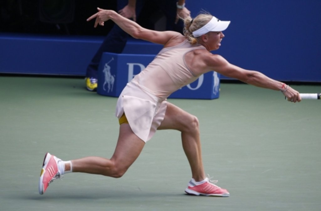 Bei den US Open ziehen Caroline Wozniacki und Serena Williams ins Finale ein.