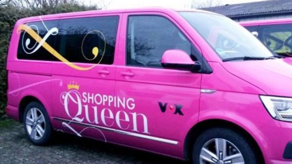  Das pinkfarbene „Shopping Queen“-Mobil soll bald wieder durch Stuttgart rollen. Bei vielen Fans löst das große Vorfreude aus. Doch es gibt auch Bedenken: Bremsen Fahrverbote den Diesel-Transporter aus? 