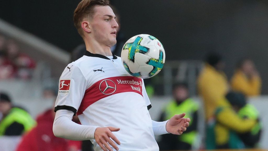  Jacob Bruun Larsen hat beim VfB Stuttgart nach seinem verpatzten Debüt lange keine Rolle gespielt. Tut sich wegen der Gelbsperre des Rechtsverteidigers Andreas Beck für den Leihspieler von Borussia Dortmund nun eine Chance auf? 