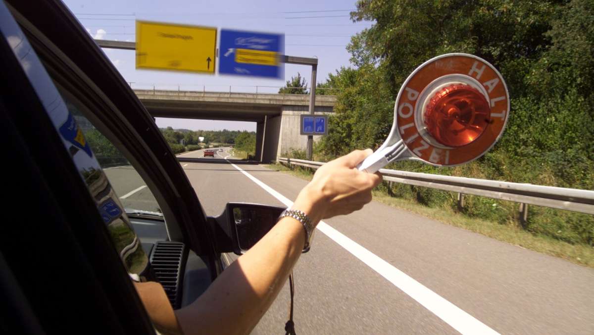 Unfall hinter dem Schönbuchtunnel: Lkw-Fahrer übersieht Audi    beim Ausscheren