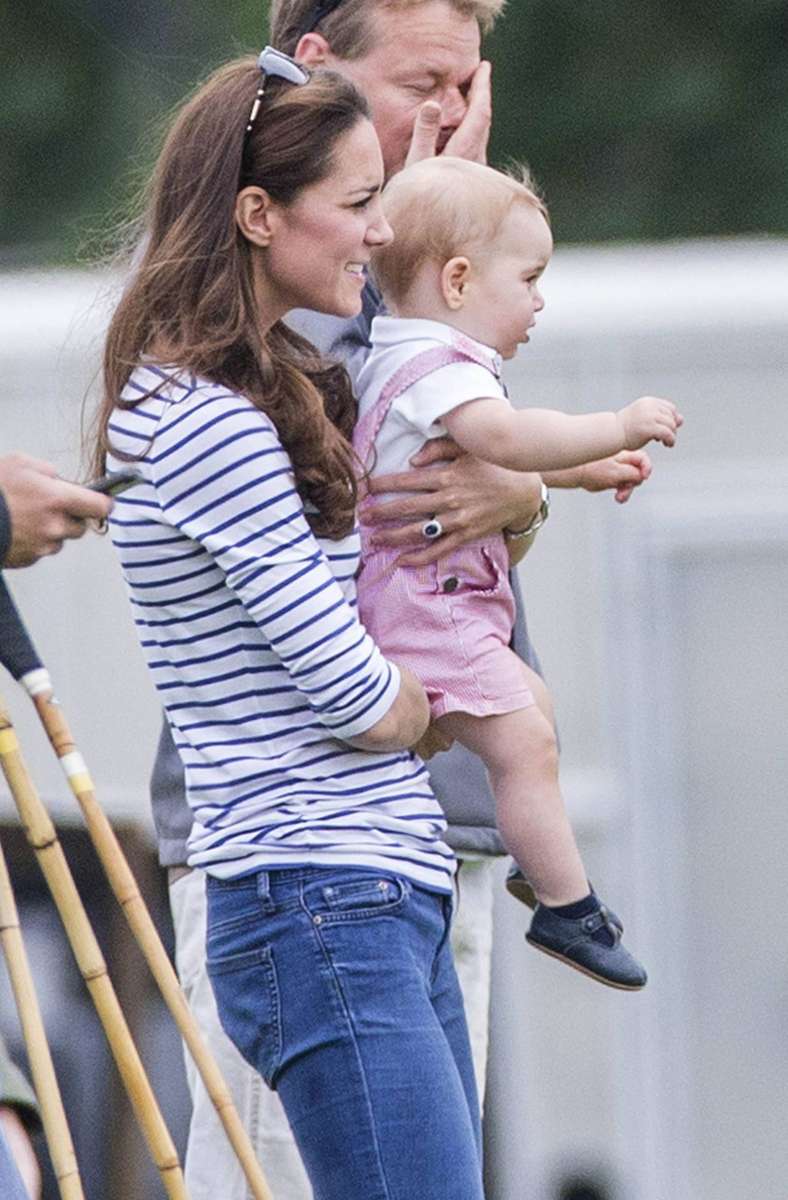 Mutter und Sohn – Kate und George bei einem Polomatch von Prinz William.