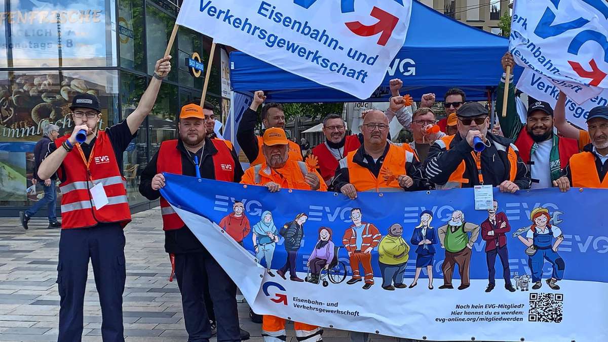 Streik bei  Bahnen und Bussen: Streik: Schönbuchbahn nur noch im Stundentakt