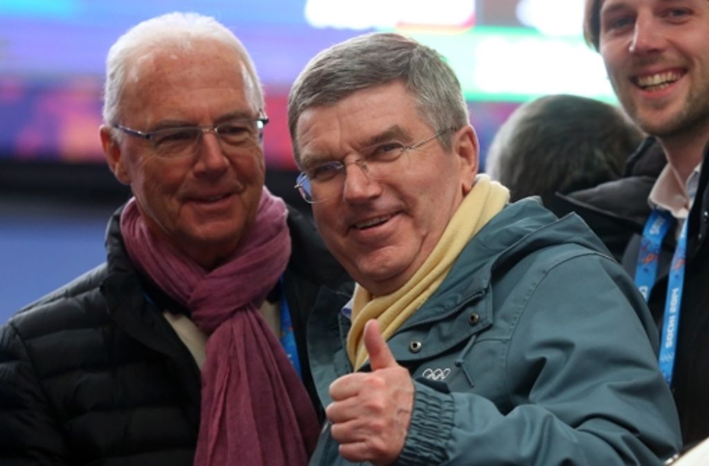 Franz Beckenbauer (links) mit IOC-Präsident Thomas Bach.