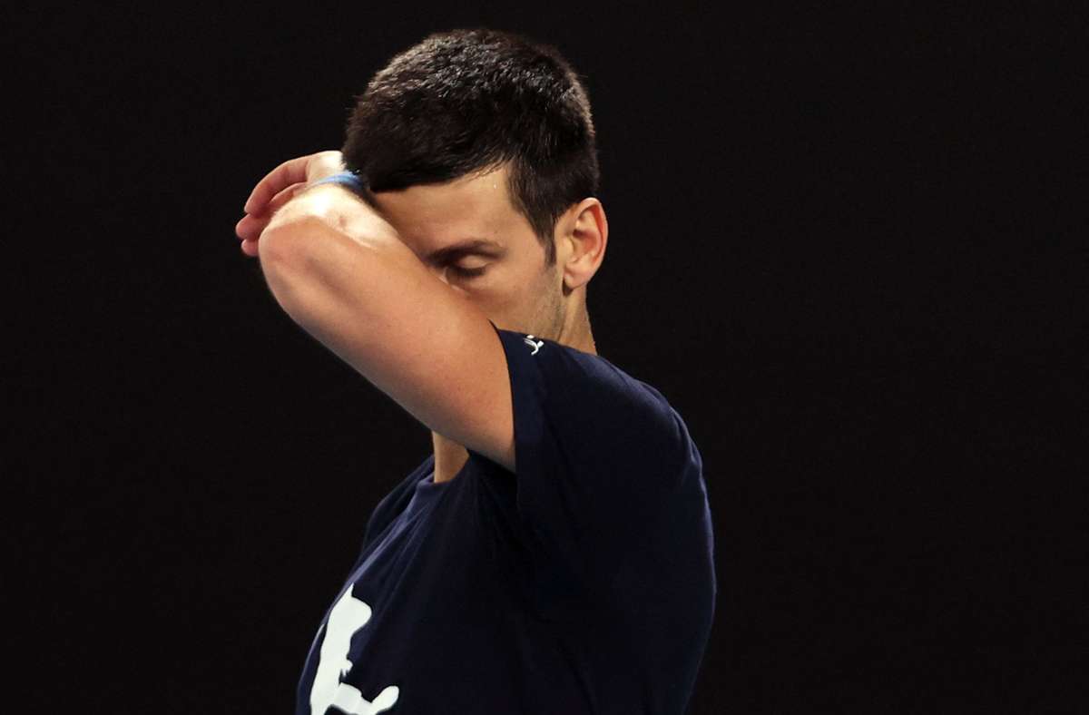 Novak Djokovic will an den Australian Open teilnehmen. Foto: AFP/MARTIN KEEP