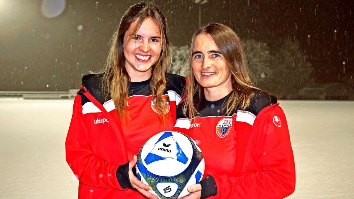 Frauenfußball in Plattenhardt: Mutter und Tochter stehen gemeinsam auf dem Feld