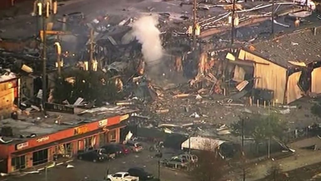 Einsatzkräfte riegeln Gebiet ab: Gewaltige Explosion erschüttert US-Metropole Houston