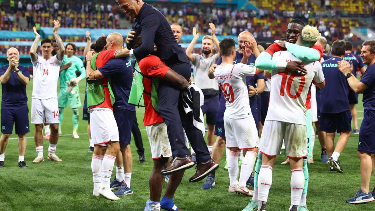 Sascha Ruefer bei der EM 2021: Schweizer Fußball-Kommentator lässt Emotionen freien Lauf