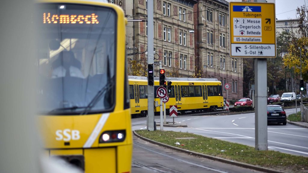 Stuttgart: Betrunkener spaziert auf Gleisen und blockiert Stadtbahn