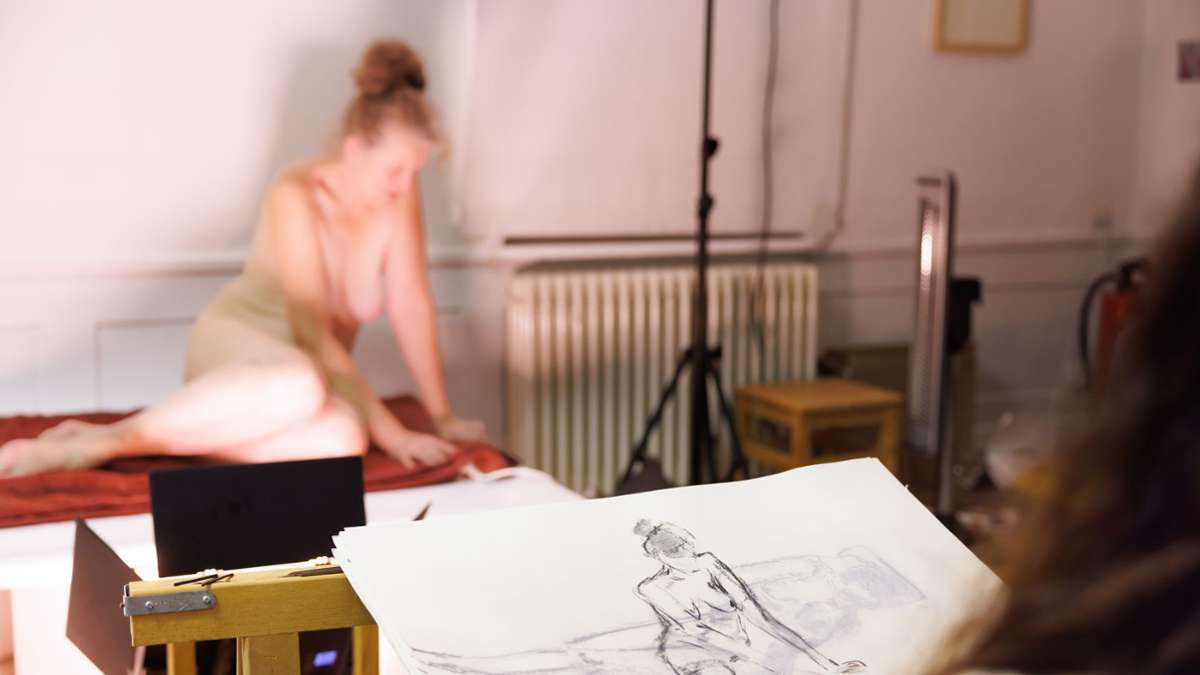 Aktzeichnen im Böblinger Kunstverein: Nackte zu malen, ist die Königsdisziplin