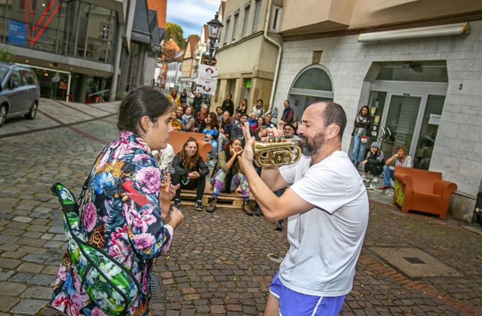 Festival „Theaterwelten“ in Esslingen: Tanztheater aus Mexiko fasziniert Passanten