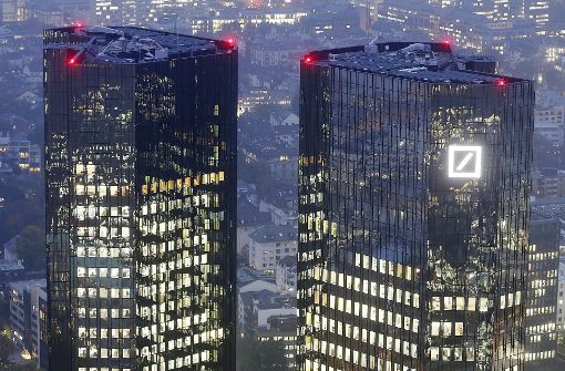 Deutsche Bank schreibt erneut Milliardenverlust