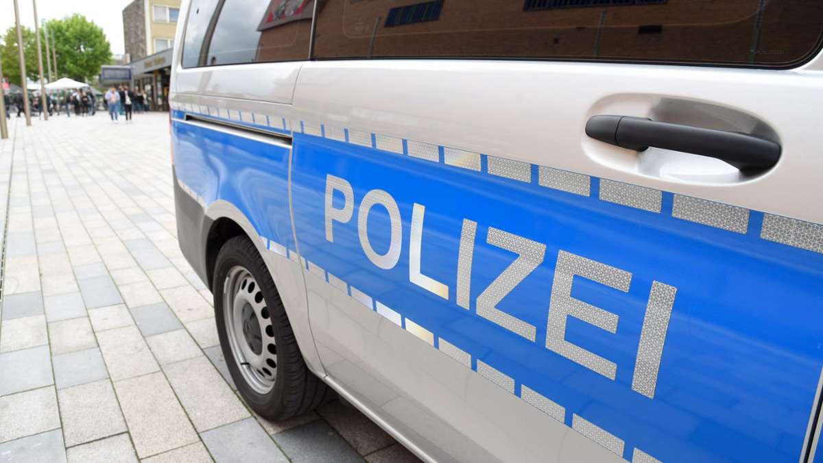Zwischen Herrenberg und Bondorf: 32-Jähriger in der Bahn erpresst