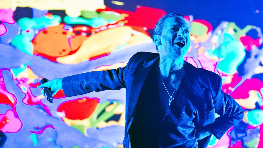 Konzert in der  Schleyerhalle: Depeche Mode präsentieren ihre Welthits in Stuttgart