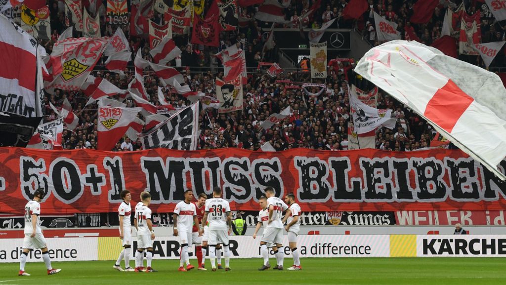 Investoren im Fußball: VfB-Fans zählen zu den größten Unterstützern der 50+1-Regel
