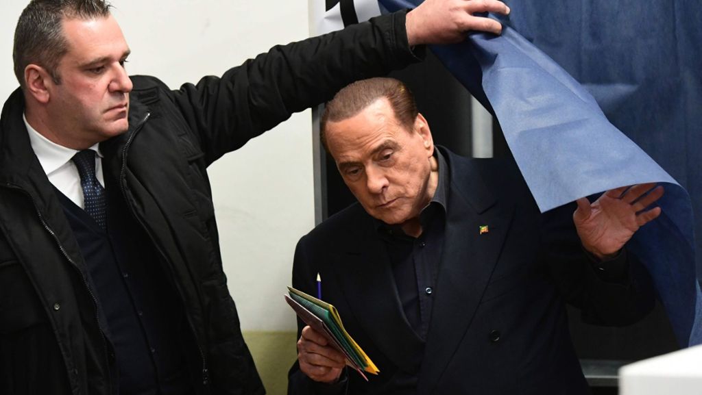 Parlamentswahlen in Italien: Berlusconi-Bündnis vor Fünf-Sterne-Bewegung