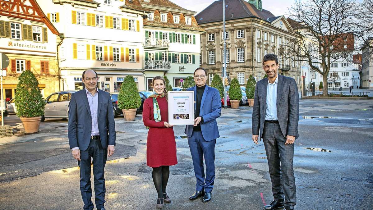  Die Stadt wurde mit dem Stadtmarketingpreis des Handelsverbandes Baden-Württemberg ausgezeichnet. Mit verschiedenen Projekten möchte Esslingen den Einzelhandel und seine Innenstadt stärken. 