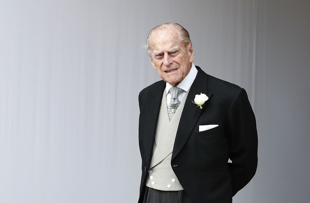 Erst 2017, mit sagenhaften 96 Jahren, trat der Herzog von Edinburgh seinen Ruhestand an. Ganz aus dem öffentlichen Auge ist er damit aber nicht: Er begleitet die Queen weiterhin zu offiziellen Anlässen – wenn seiner Königlichen Hoheit danach ist.