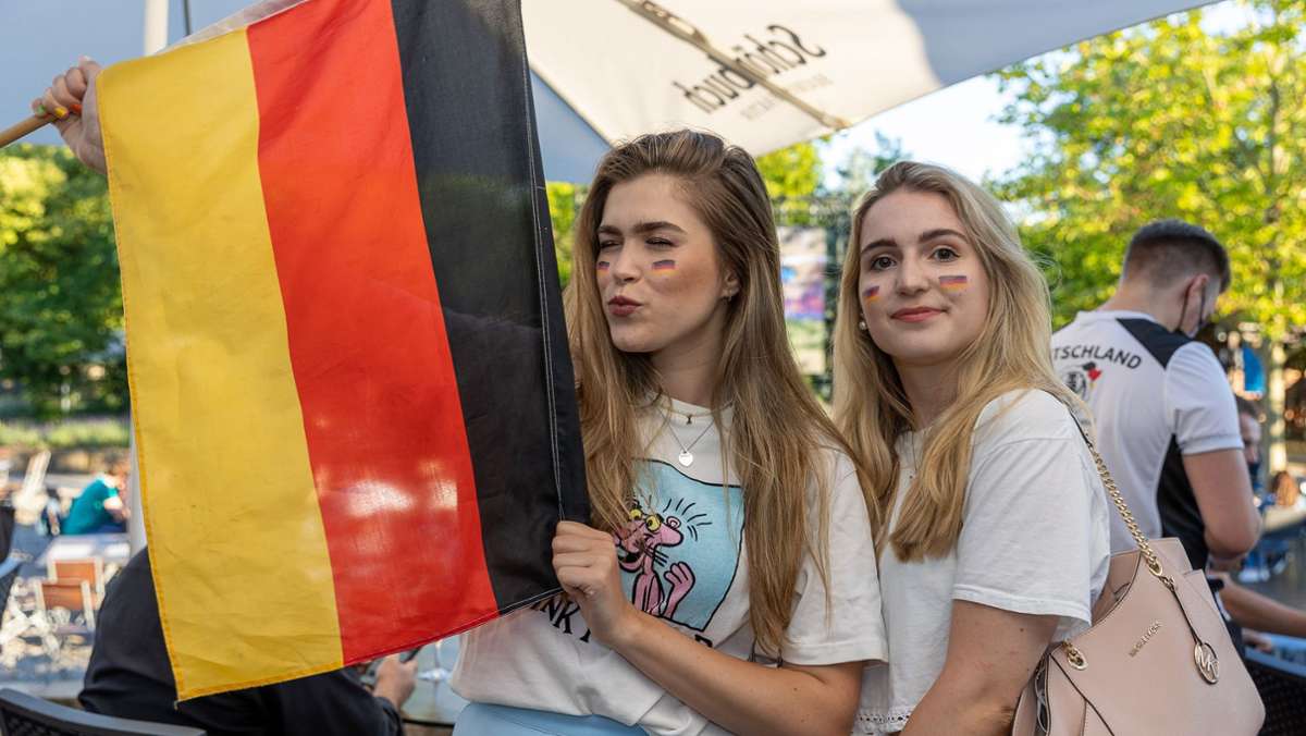 Fußball-WM 2022 in Stuttgart: In diesen Bars ist die Fußball-WM zu sehen