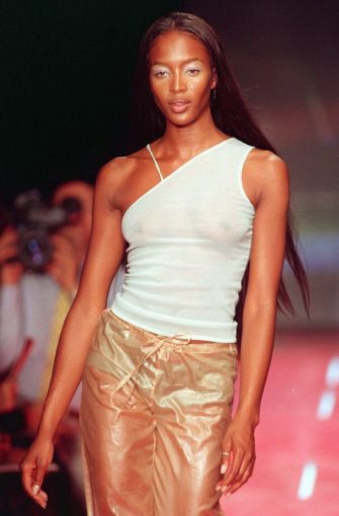 Was Iman in den 70ern sähte, konnte Naomi Campbell in den 90ern ernten: Das schwarze Topmodel lief für alle wichtigen Designer...