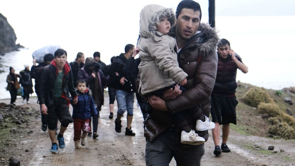 Flüchtlingskrise in Griechenland: Kretschmann fordert Aufnahme von Flüchtlingen