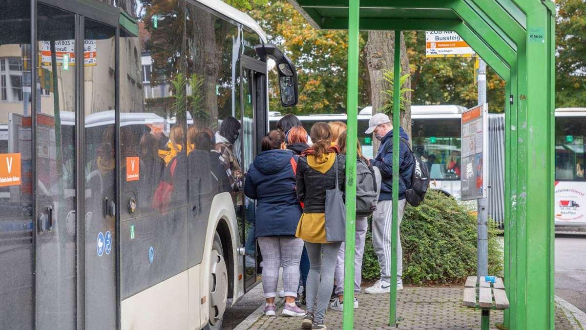 Hoher Dieselpreis: Bus-Verband sieht Schülertransport in Gefahr