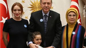 Aleppo-Bloggerin Bana trifft Erdogan und Lohan