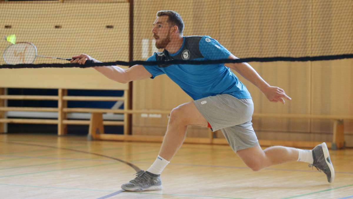 Zu Gast bei der SG Schorndorf: TVB Stuttgart auf Abwegen: Handball trifft Federball