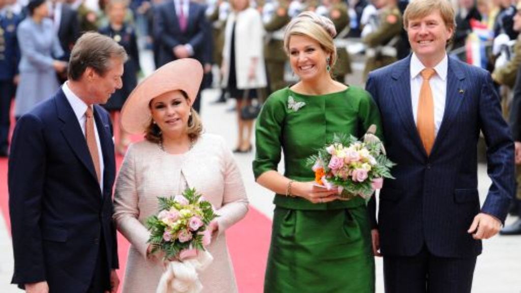  Am Freitag sind König Willem-Alexander und Königin Máxima von Luxemburgs Großherzog Henri und seiner Frau Maria Teresa in Luxemburg empfangen worden. Am 4. Juni wird das royale Paar in Stuttgart erwartet. 