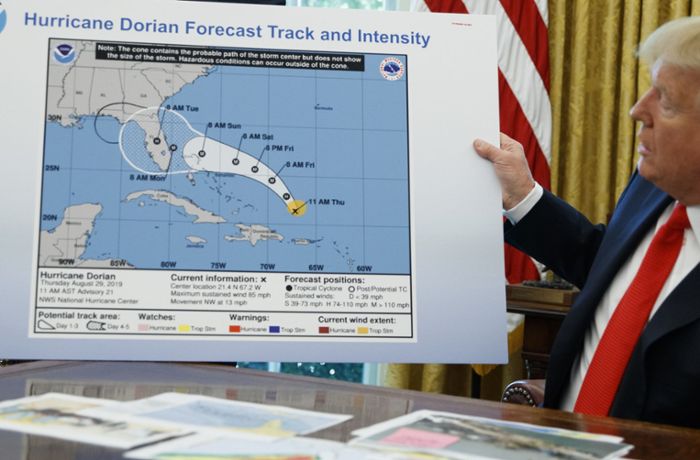 US-Präsident verwirrt mit falscher Karte des Hurrikans „Dorian“