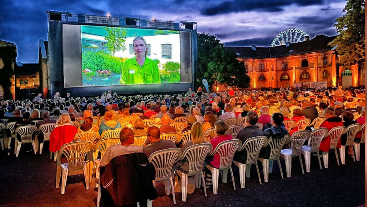 Kassenschlager „Guglhupfgeschwader“: Besucherrekord beim Ludwigsburger Open-Air-Kino