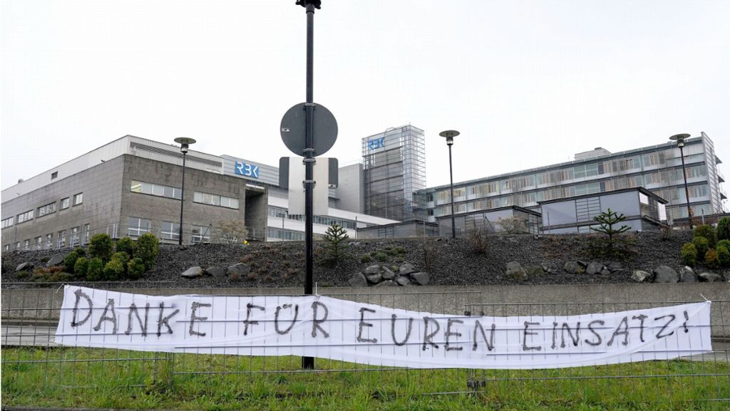 Solidarität in der Corona-Krise: Stuttgarter danken Ärzten und Pflegern mit großem Banner