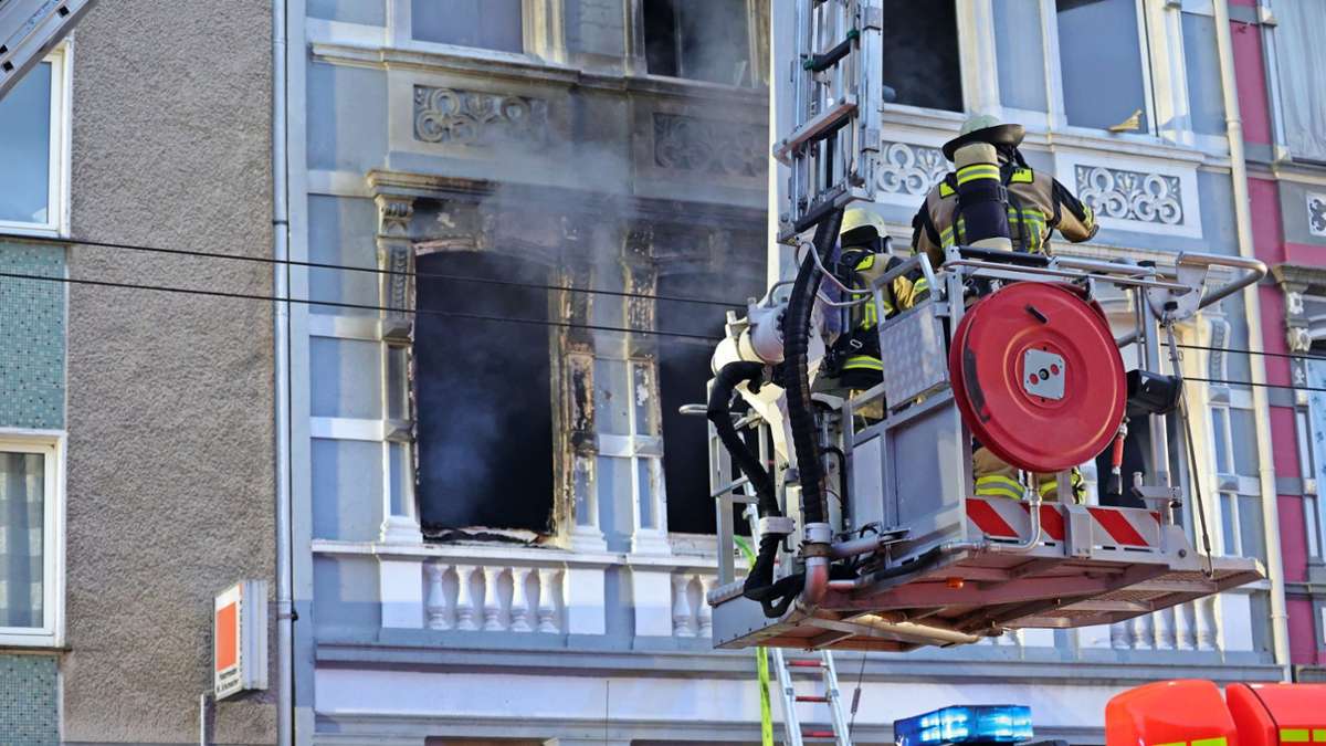 Solingen: Nach Brand mit vier Toten:  Polizei ermittelt Verdächtigen