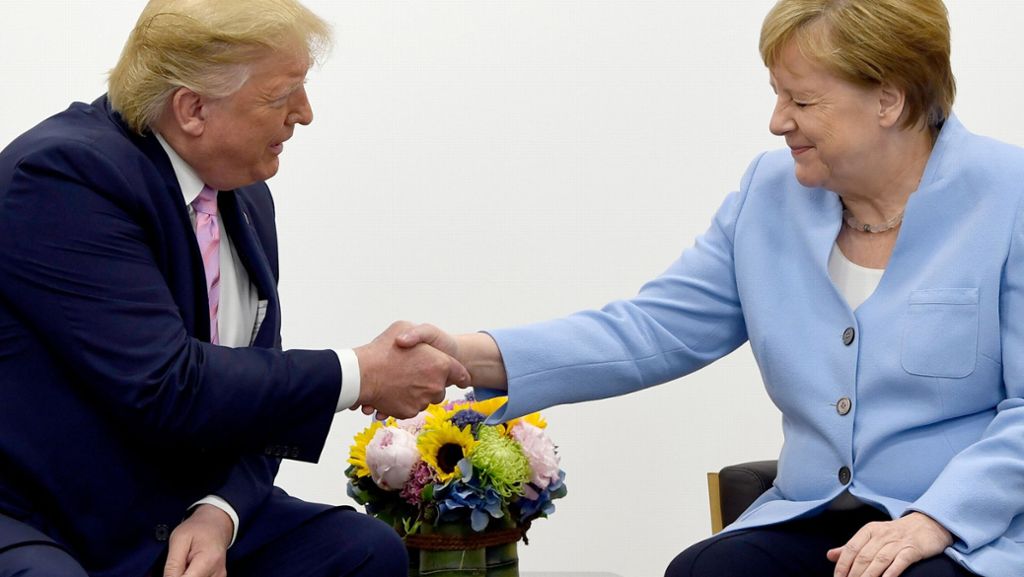 G-20-Gipfel in Osaka: Konfliktbeladener Gipfel hat begonnen  –  Trump lobt Merkel