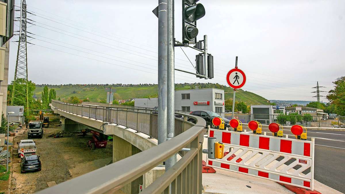 Mettinger Brücke in Esslingen: Radler und Passanten müssen weiter warten