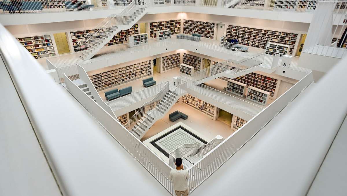 Stuttgarter Stadtbibliothek: Früher umstritten, heute ein Wahrzeichen – der Bücherwürfel feiert Geburtstag