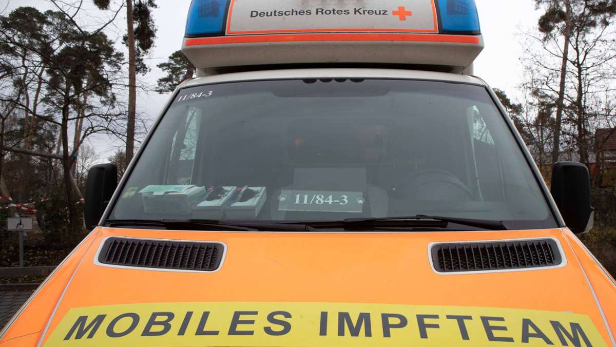 Coronavirus in Baden-Württemberg: Mobile Impfteams besuchen Schulen nach Ferienende