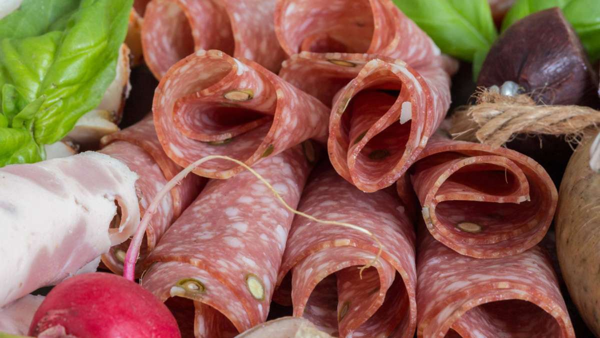 Mega Fleisch  aus Stuttgart: Hersteller ruft Salami wegen Verunreinigungen zurück