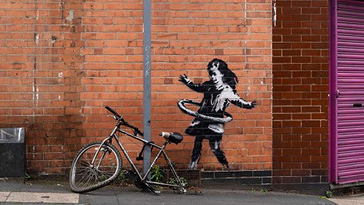 Banksy-Werk  in Nottingham: Mädchen mit  Hula-Hoop-Reifen verkauft
